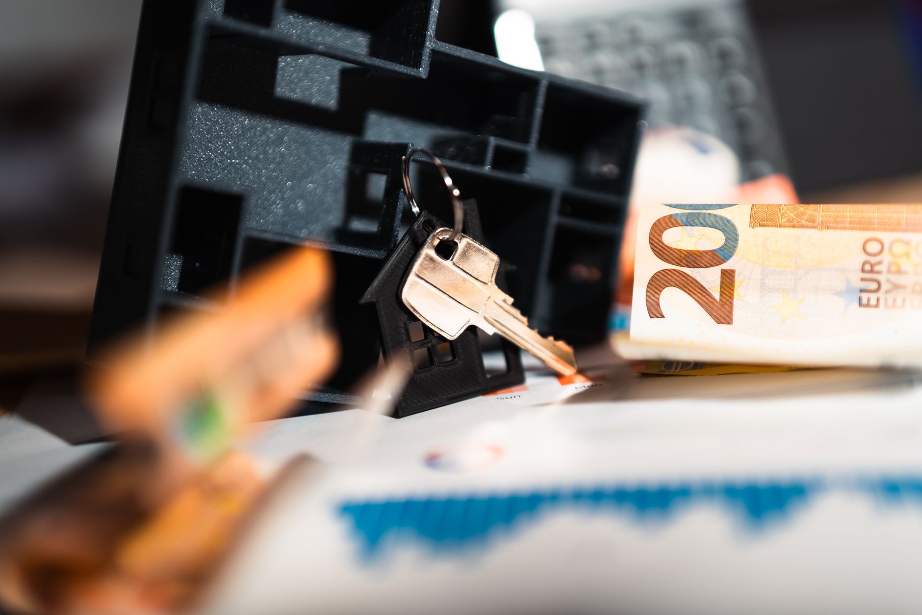 outsource marketing vs in house